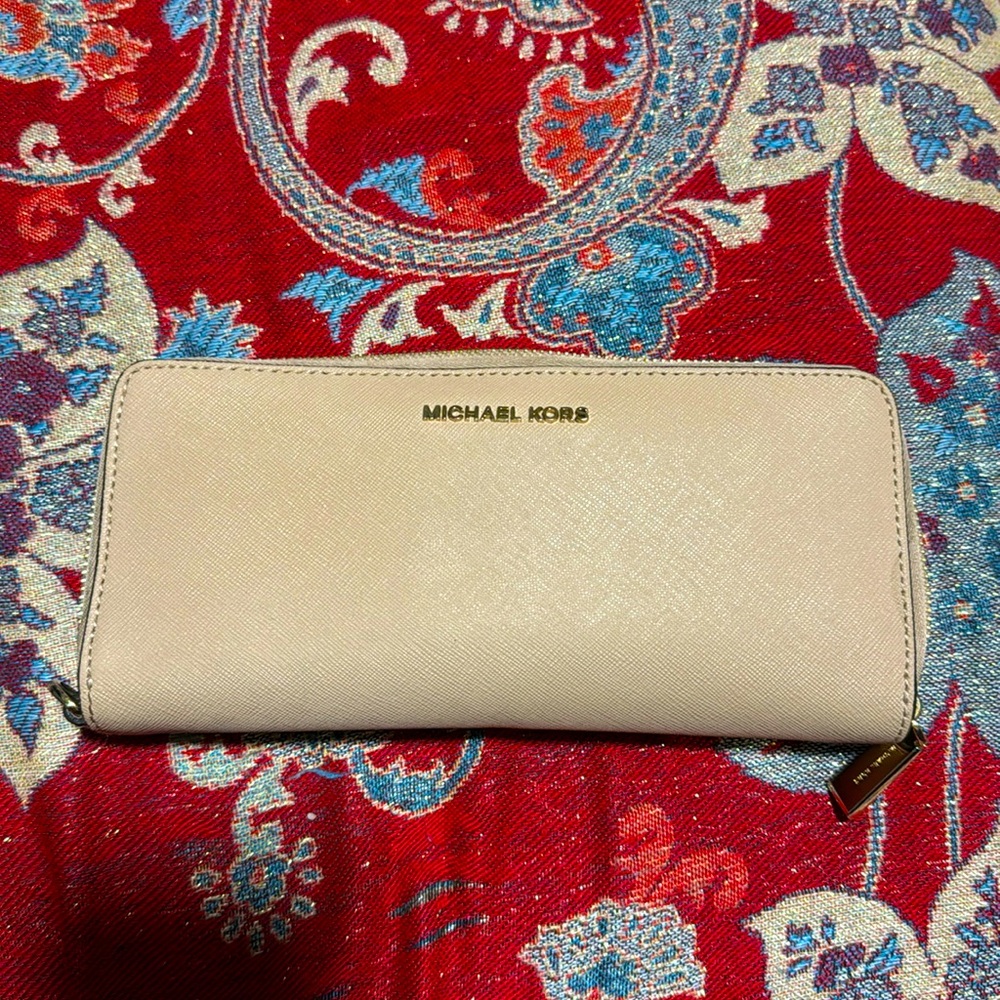 Michael Kors wallet
